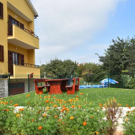 Premium In Barban With Private Pool * Šajini
