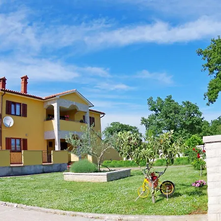 Premium In Barban With Private Pool شقة Šajini